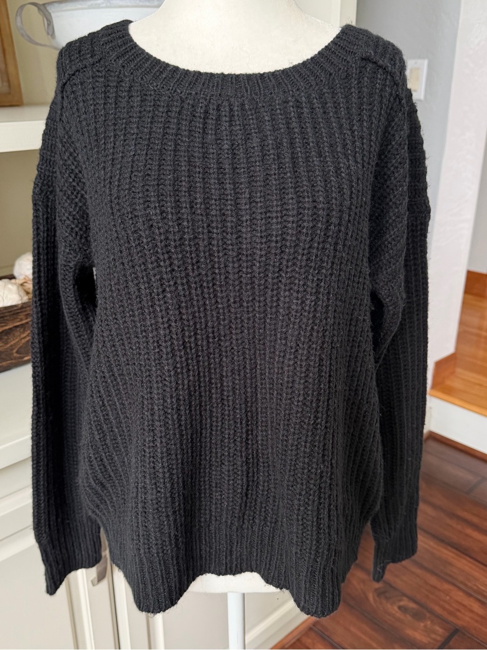 Express Black Ribbed Crewneck V-Back Sweater